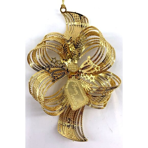 Danbury Mint Gold Plated Christmas Ornament Golden Bow 2006 - Picture 1 of 7